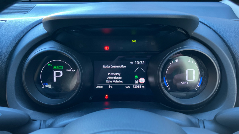 Toyota Yaris 1.5 Hybrid Design 5dr CVT Hybrid Hatchback